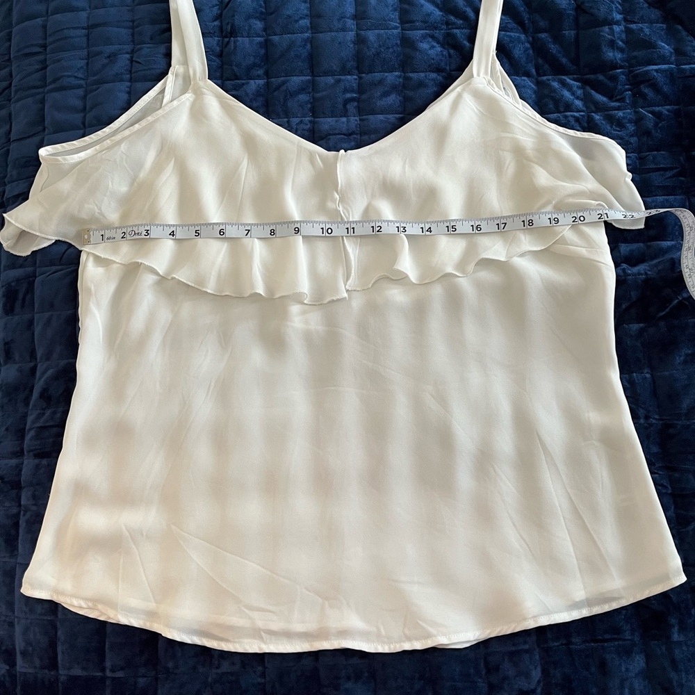 NY&Co. White Ruffle Top XL - Picture 5 of 5